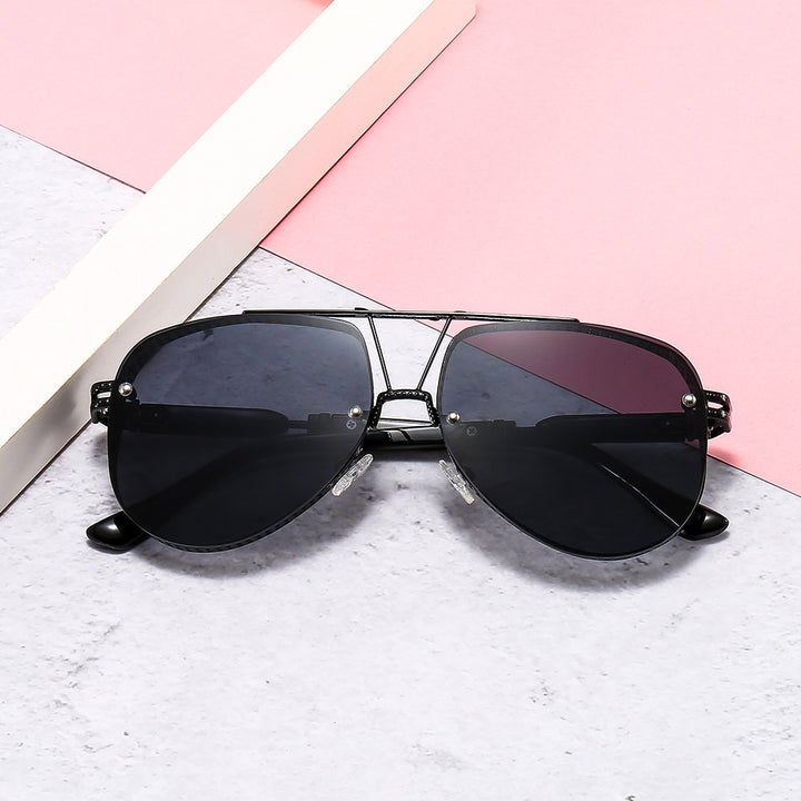 2023 New Hollow Pattern Oval Sunglasses Men Women Luxury Trend Brand Designer Metal Alloy Frame Gradients Lens conspicuous Pilot